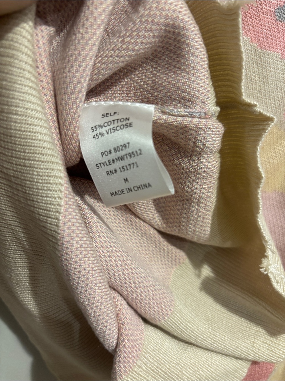 NWT Le Lis Pink Camo Distressed V-Neck Sweater - Picture 7 of 9